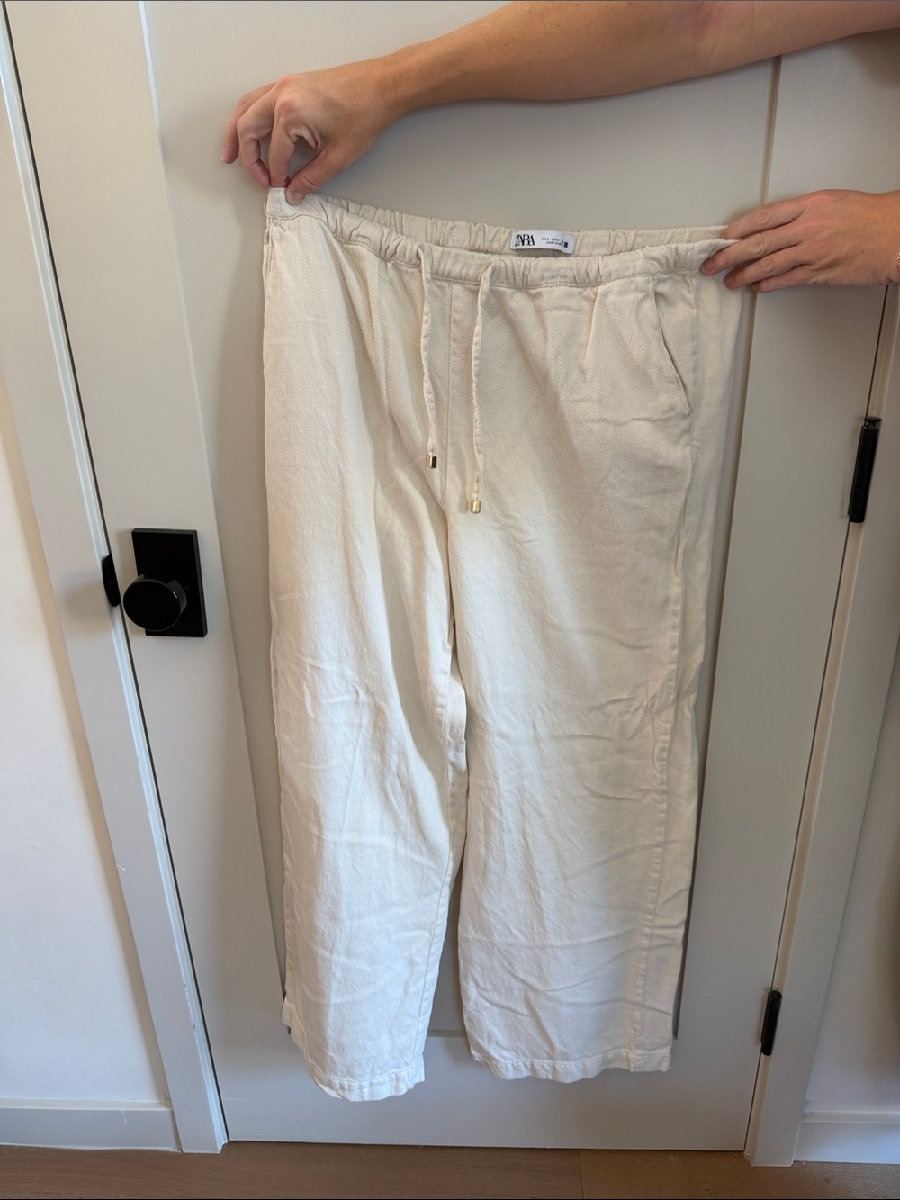 Zara Wide Leg Drawstring heavy cotton Pants in Off-White